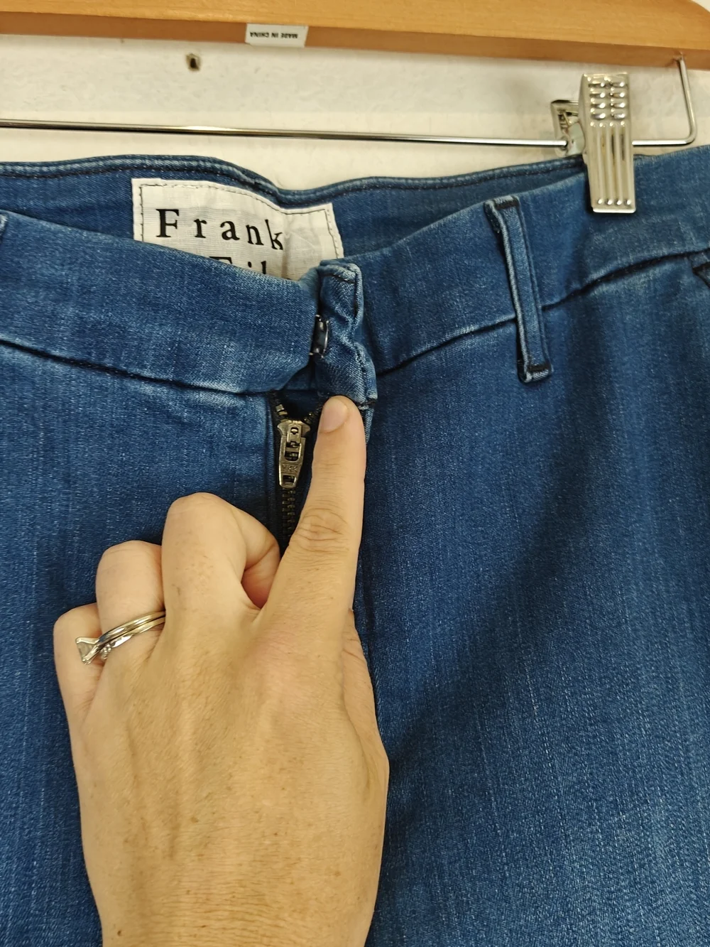 Frank & Eileen Wicklow 1977 Wash Italian Performance Denim Crop Chino Jeans 10